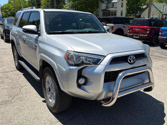 Used 2019 Toyota 4Runner SR5 Premium AWD/4WD image 8