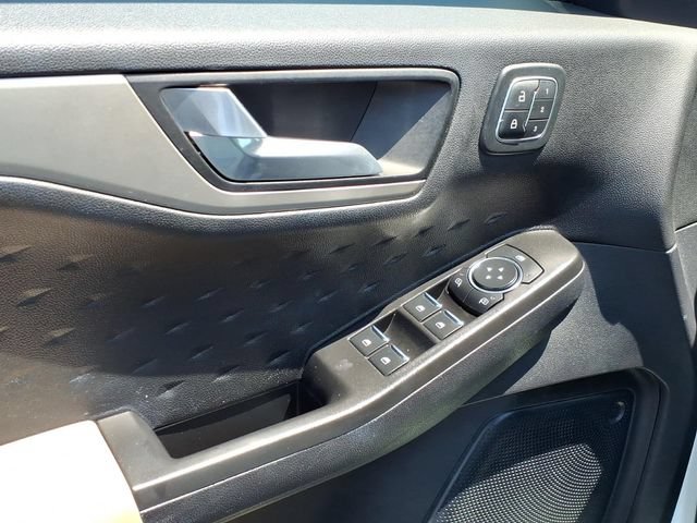 Certified 2020 Ford Escape SEL FWD image 16