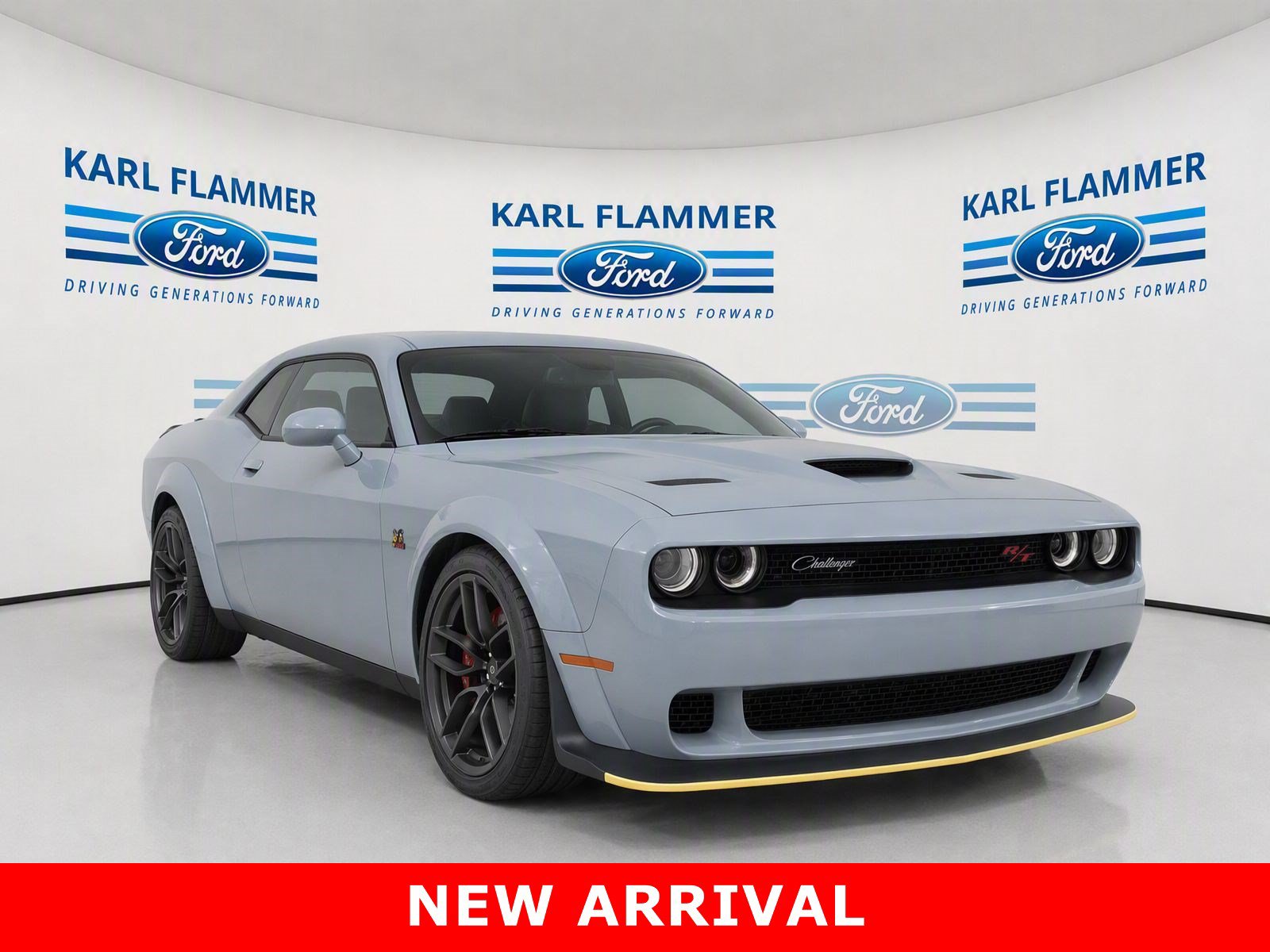 Used 2020 Dodge Challenger R/T Scat Pack RWD image 1