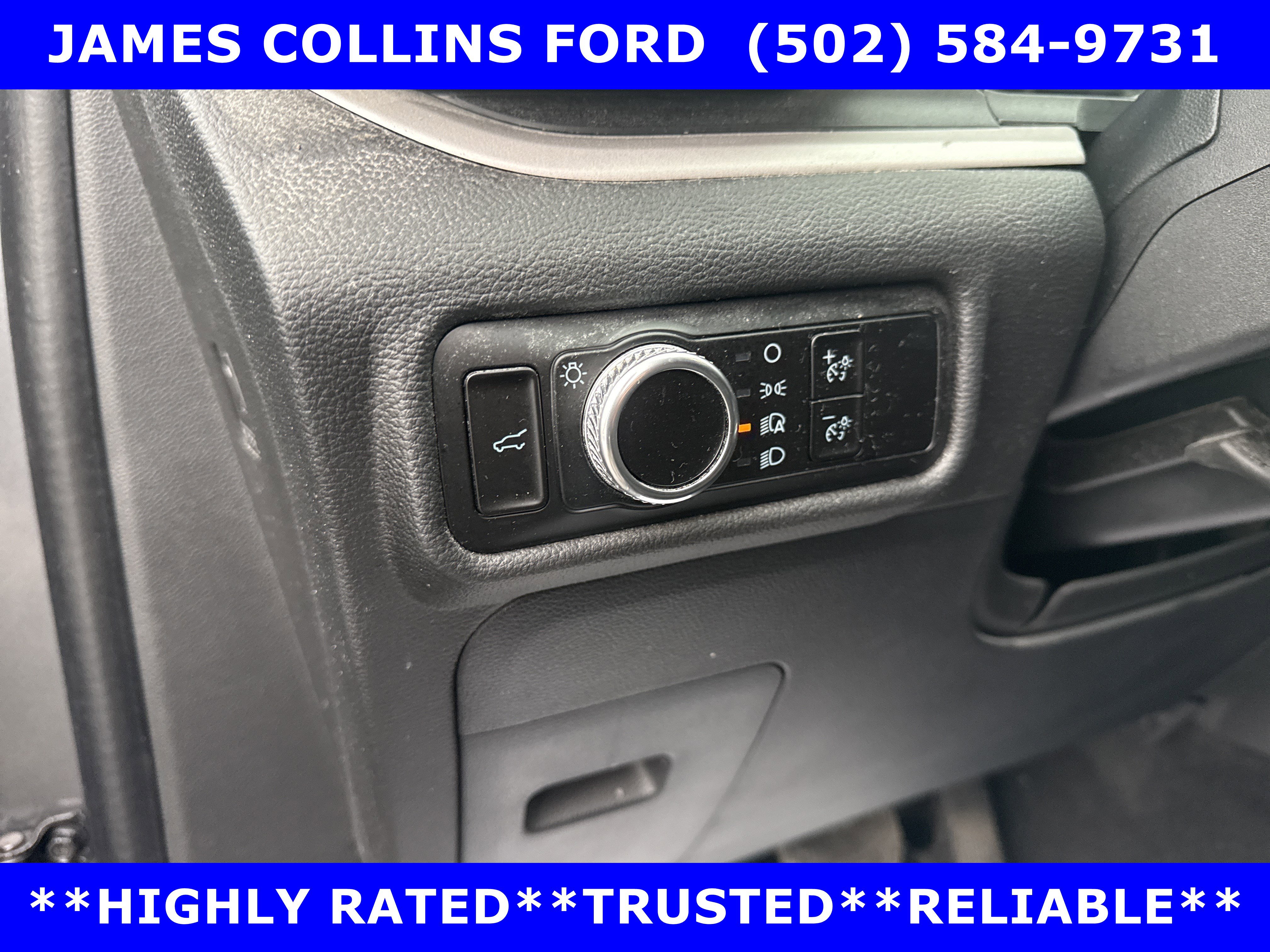 Certified 2023 Ford Explorer XLT RWD image 18