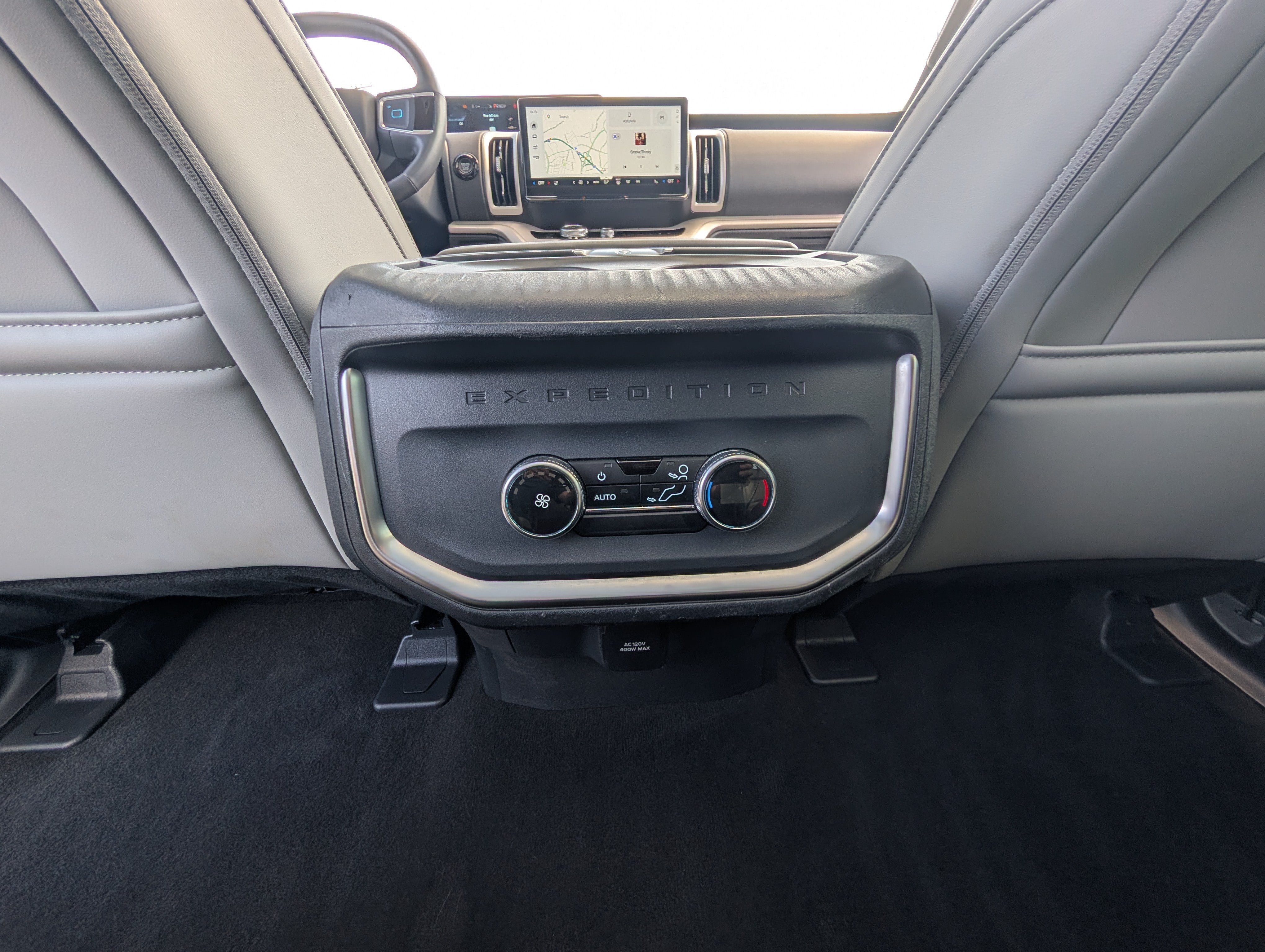 Certified 2025 Ford Expedition Active AWD/4WD image 21