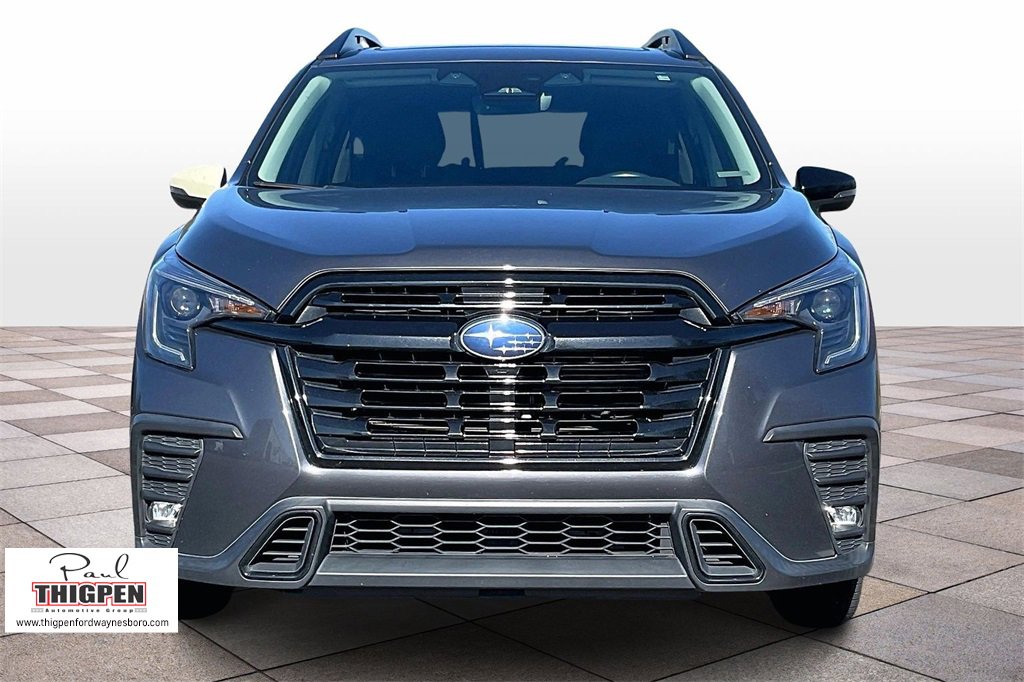 Used 2023 Subaru Ascent Onyx Edition image 3