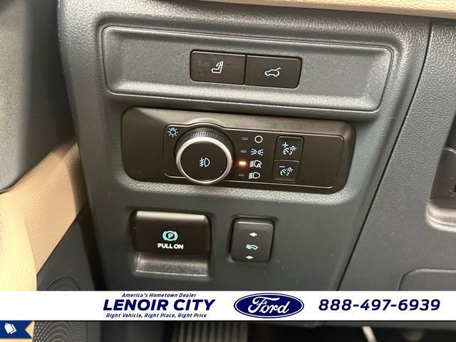 Certified 2023 Ford Expedition Limited image 19