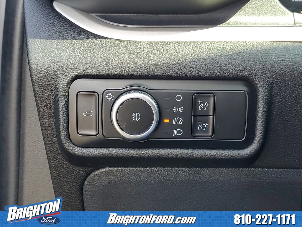 Certified 2024 Ford Explorer XLT w/ Equipment Group 202A image 18