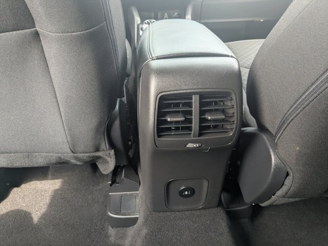 Certified 2025 Ford Escape Active w/ Cold Weather Package FWD image 29