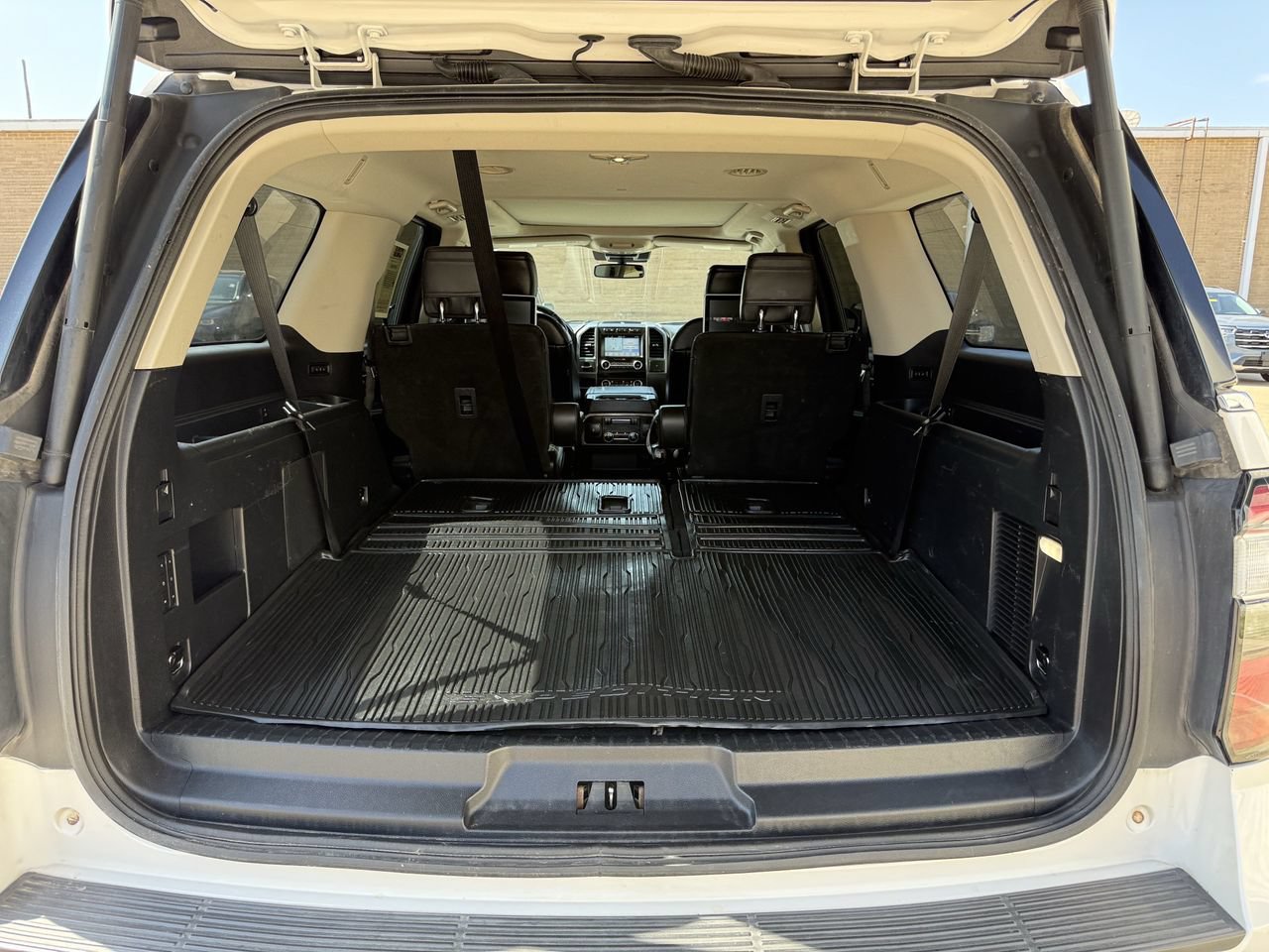 Certified 2018 Ford Expedition Max Platinum AWD/4WD image 31