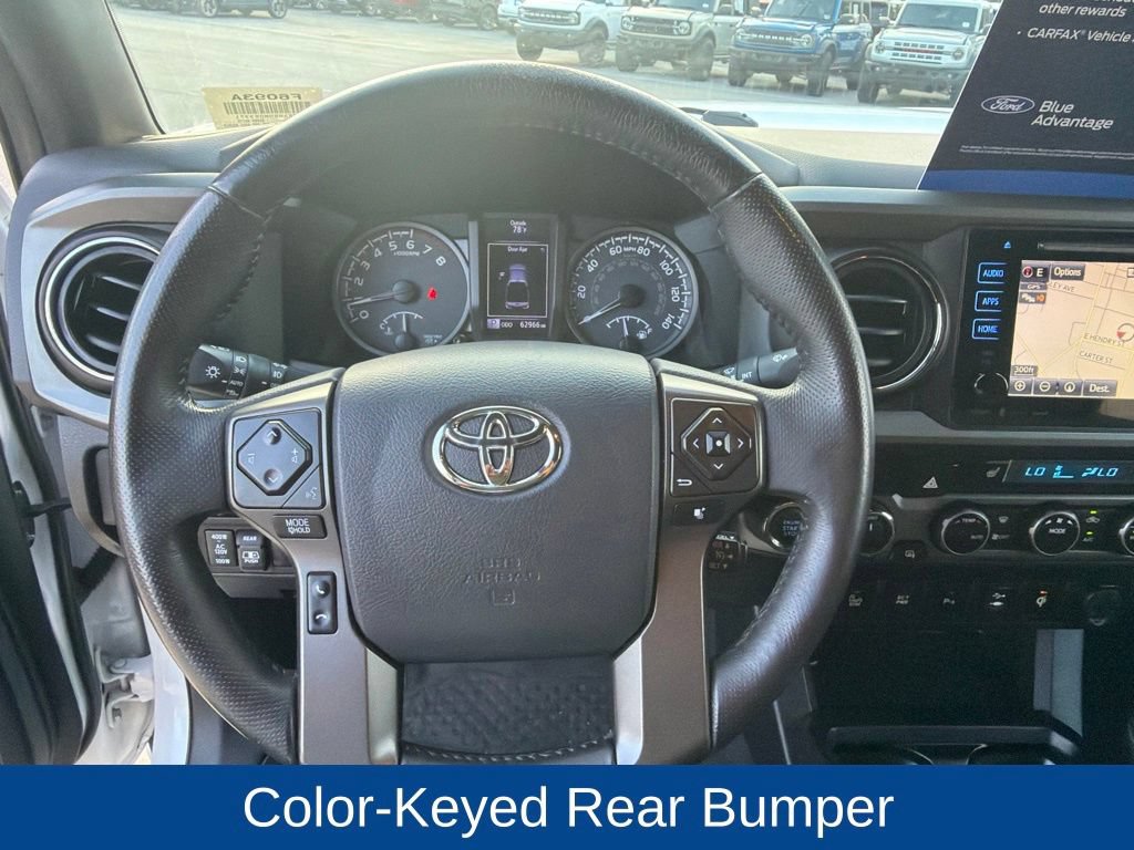 Used 2017 Toyota Tacoma TRD Off-Road AWD/4WD image 18