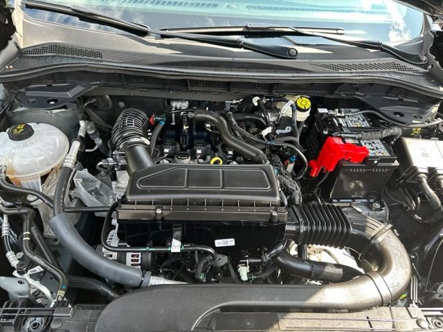 Certified 2025 Ford Escape Active AWD/4WD image 39