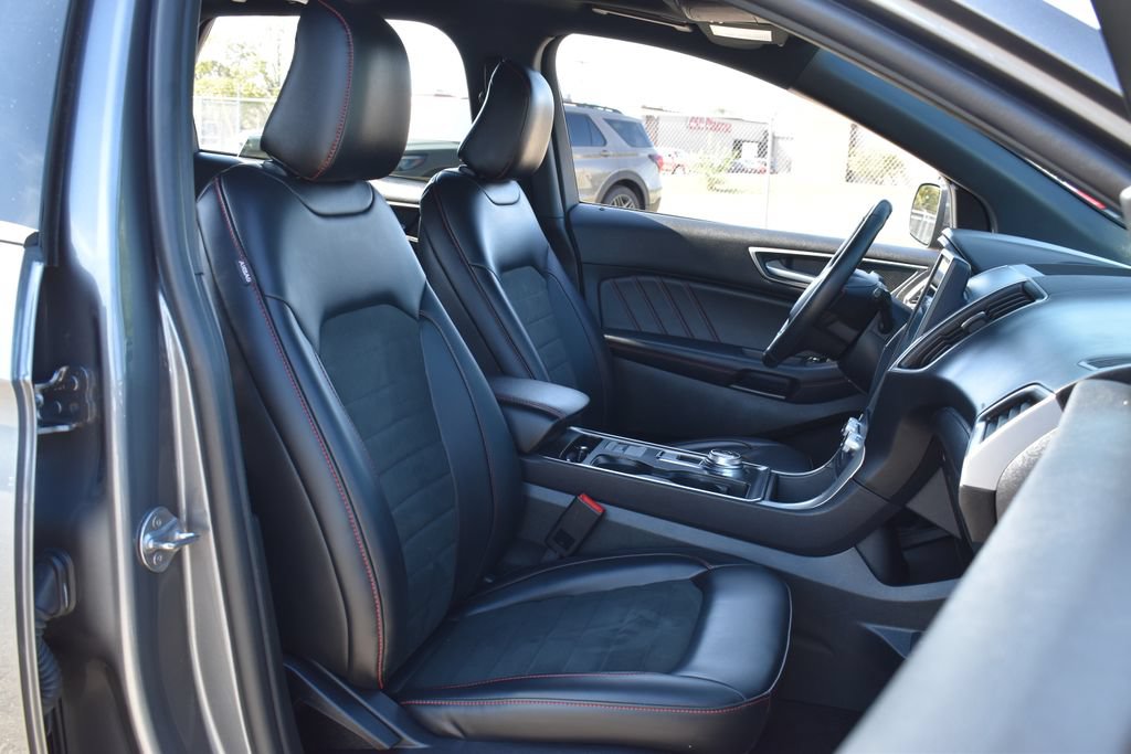 Certified 2024 Ford Edge ST-Line AWD/4WD image 29