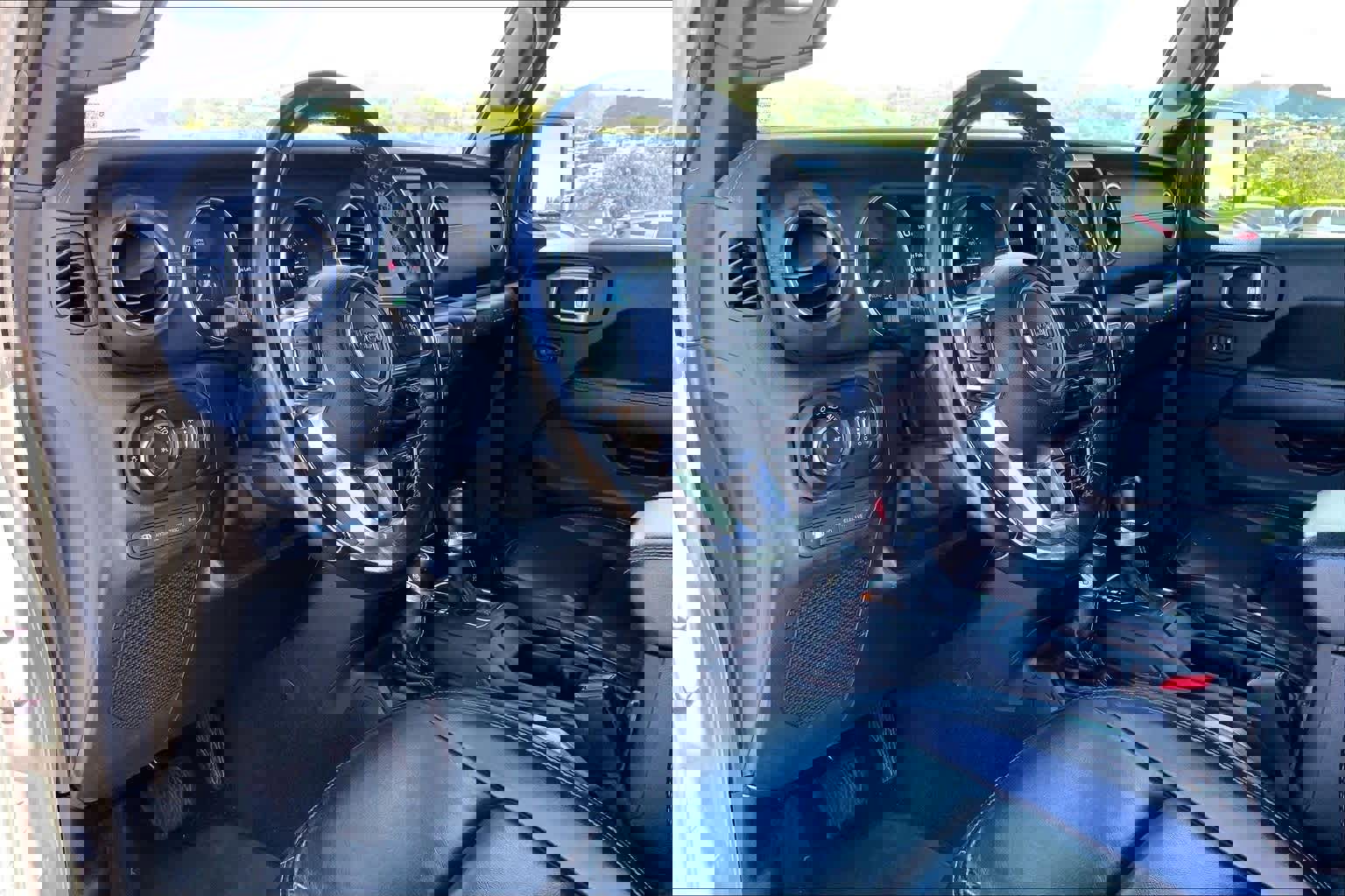 Used 2021 Jeep Wrangler Unlimited Rubicon 4xe w/ Steel Bumper Group image 2