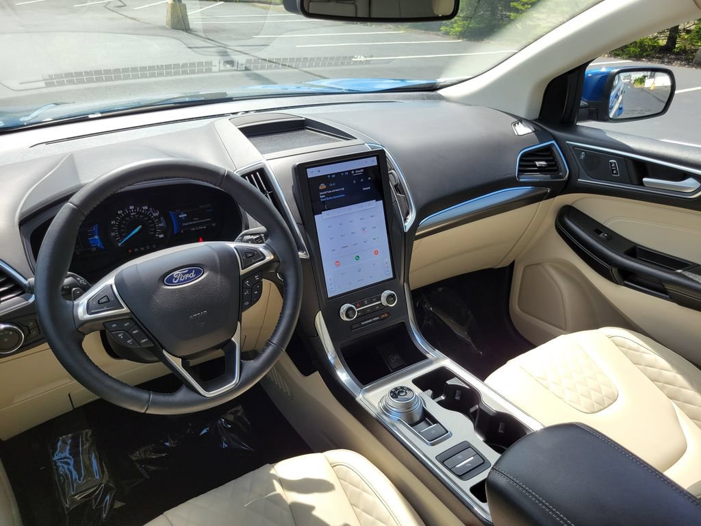 Certified 2023 Ford Edge Titanium w/ Class II Trailer Tow Package AWD/4WD image 23