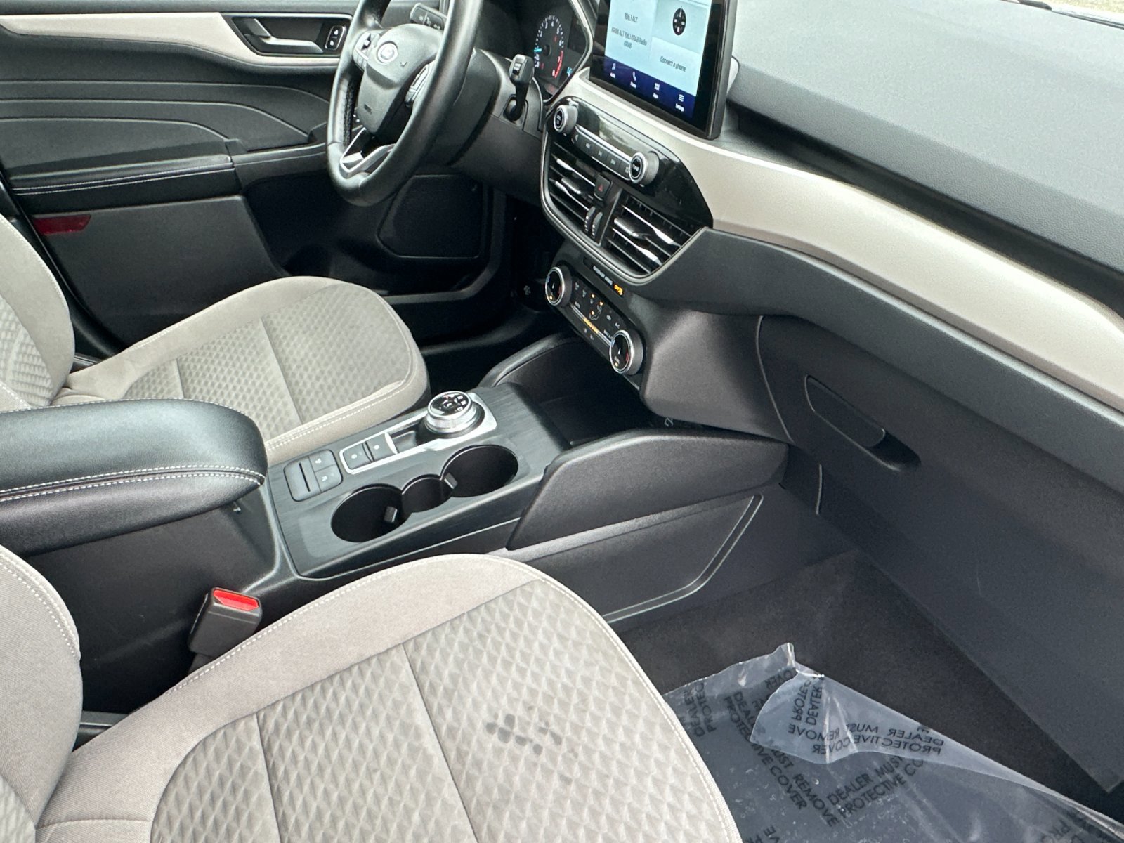 Certified 2022 Ford Escape SE w/ Convenience Package image 17