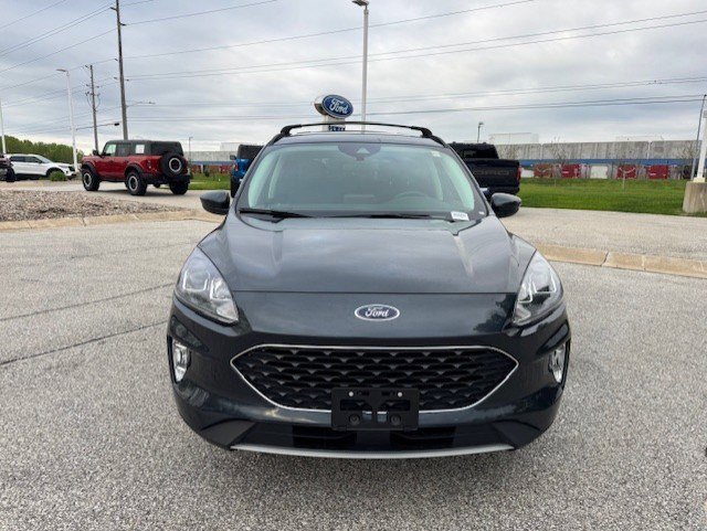 Certified 2022 Ford Escape SEL AWD/4WD image 2