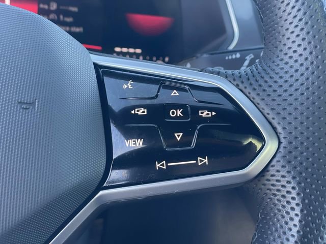 Used 2023 Volkswagen Tiguan SE R-Line image 9