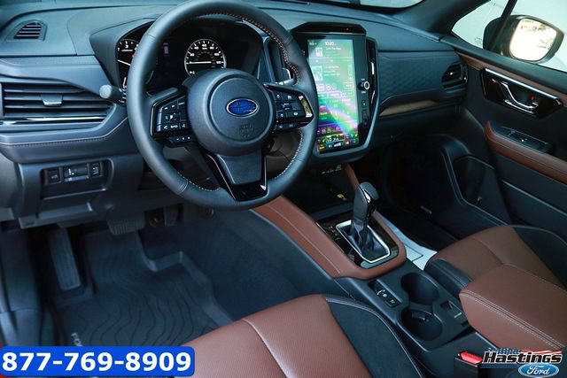 Used 2025 Subaru Forester Touring w/ Popular Package - Touring AWD/4WD image 12
