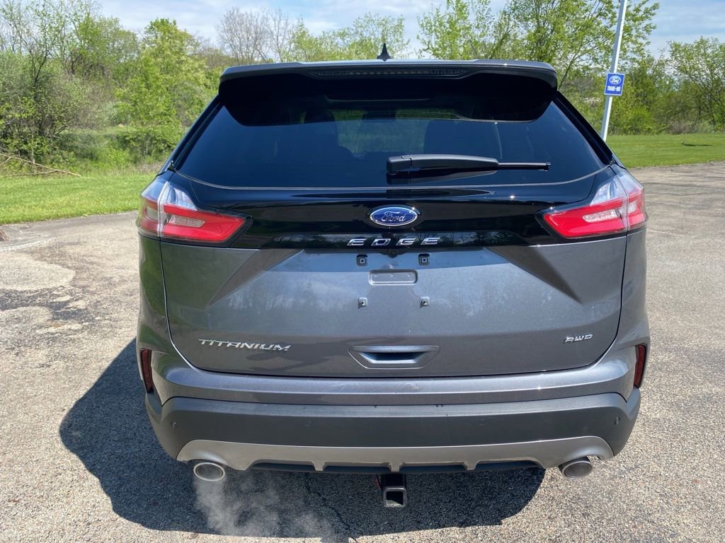 Certified 2024 Ford Edge Titanium AWD/4WD image 4