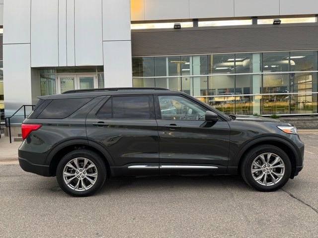 Certified 2023 Ford Explorer XLT w/ Equipment Group 202A AWD/4WD image 37