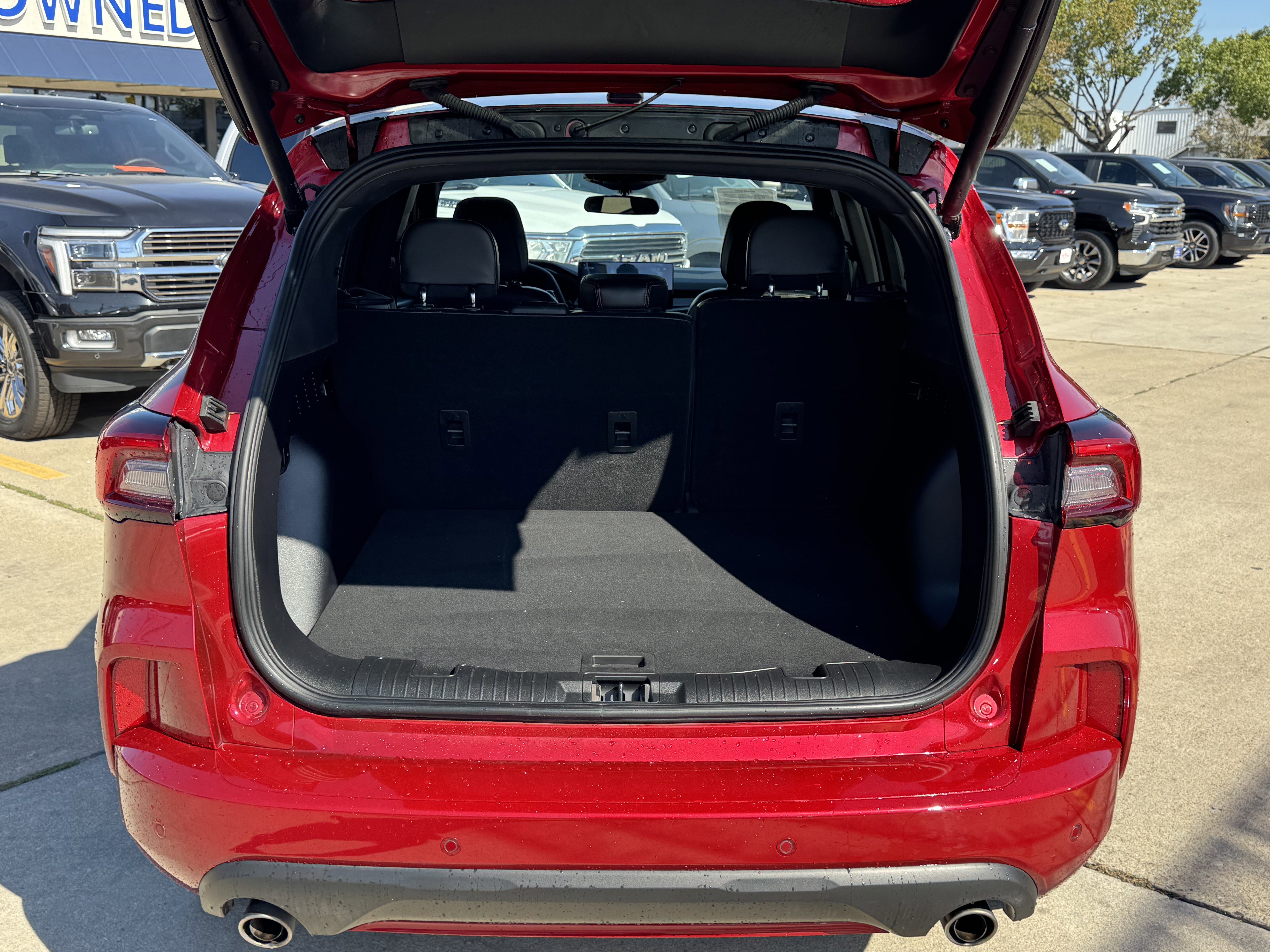 Certified 2024 Ford Escape ST-Line w/ Tech Pack #1 image 10