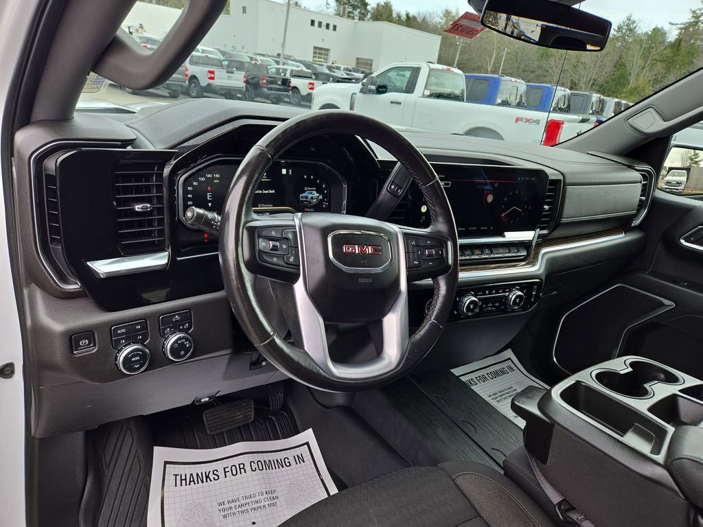 Used 2022 GMC Sierra 1500 SLE AWD/4WD image 7