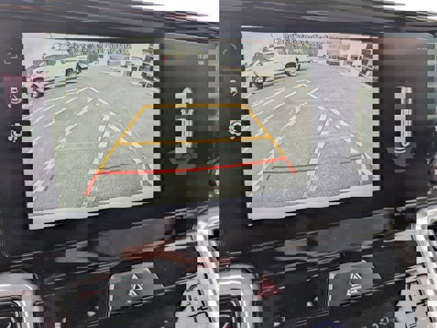 Used 2023 Kia Sorento SX image 13