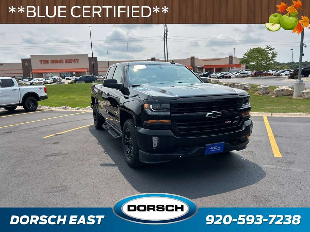 Used 2018 Chevrolet Silverado 1500 LT w/ Midnight Edition AWD/4WD image 4