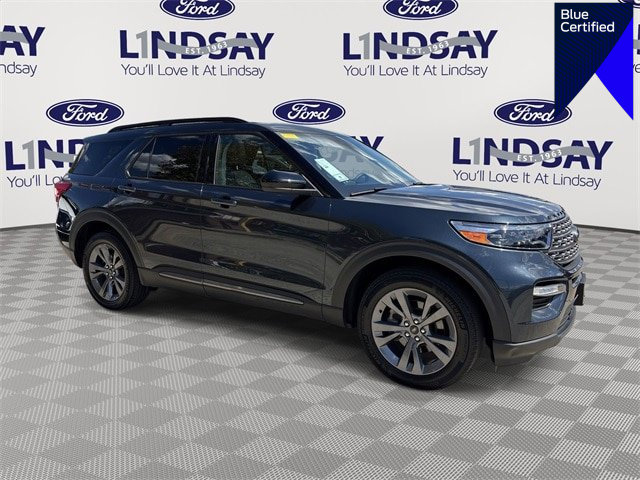 Certified 2022 Ford Explorer XLT w/ Equipment Group 202A image 1