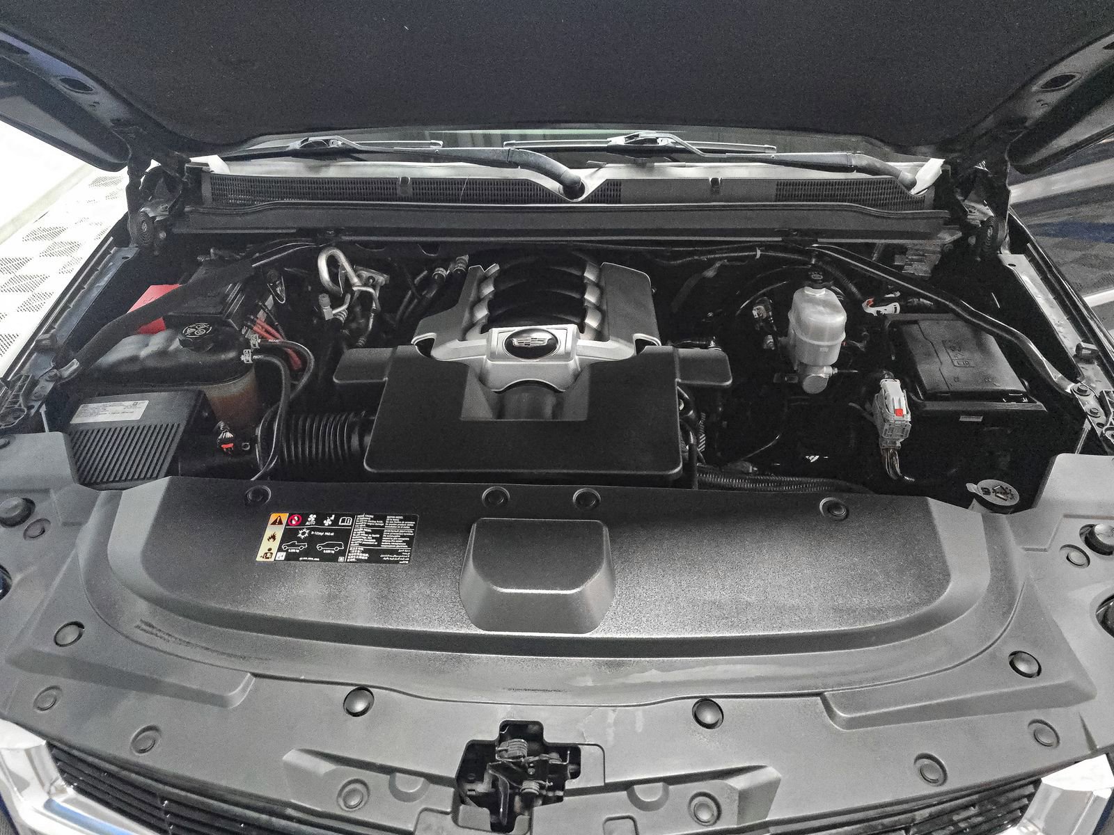 Used 2020 Cadillac Escalade 4WD image 17