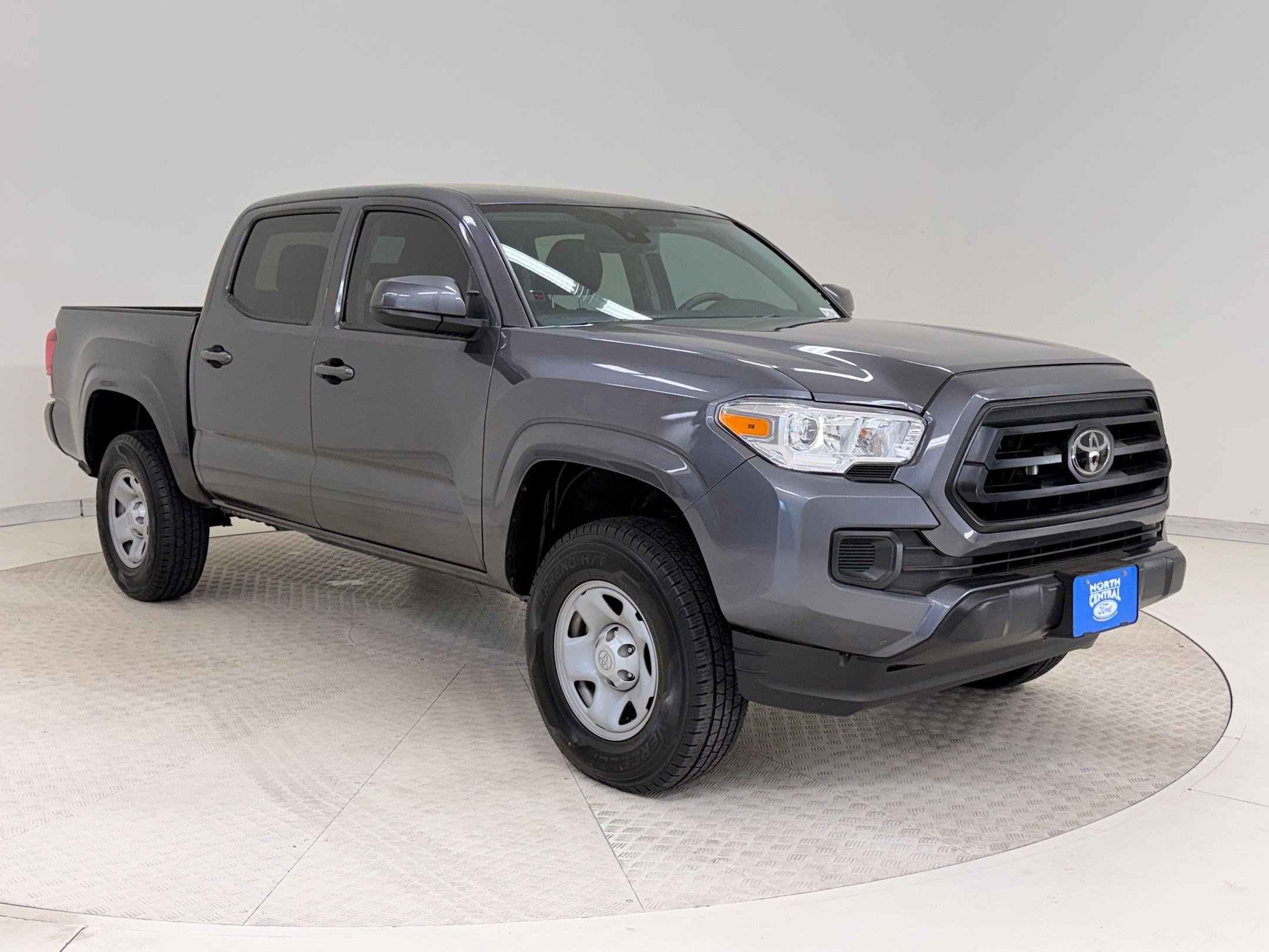 Used 2023 Toyota Tacoma SR image 9