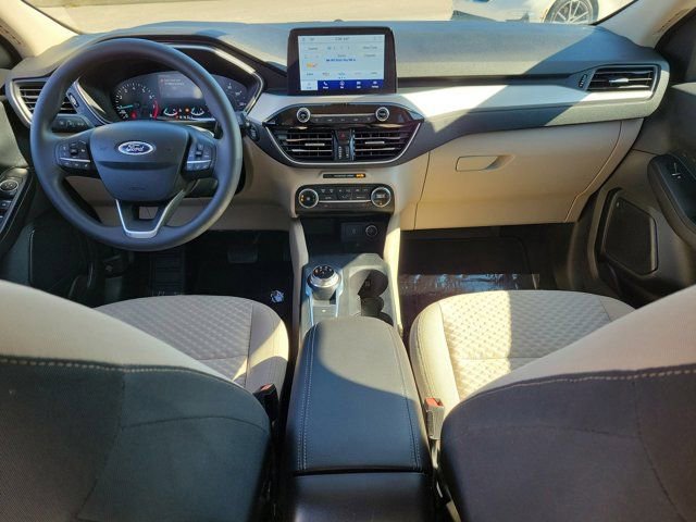 Certified 2020 Ford Escape SE image 18