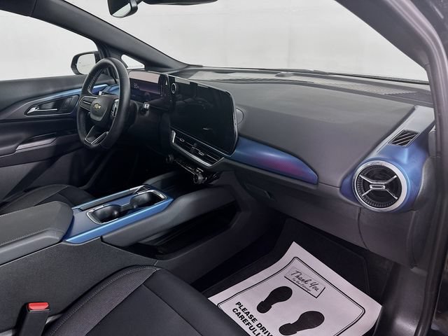 Used 2024 Chevrolet Equinox EV LT FWD image 33