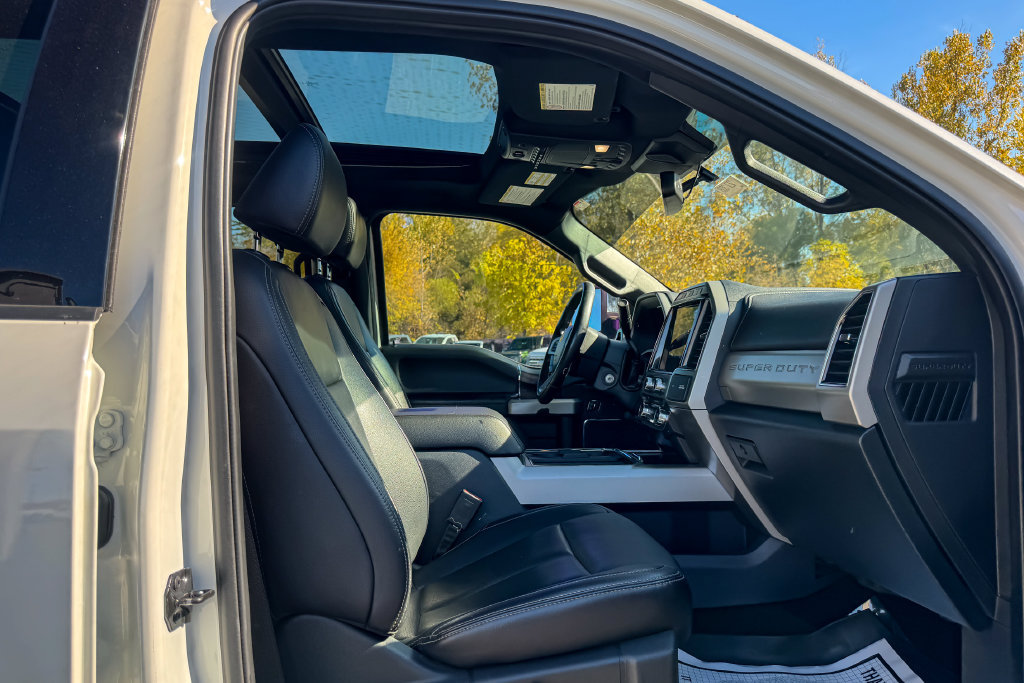 Certified 2022 Ford F350 Lariat w/ Chrome Package AWD/4WD image 16