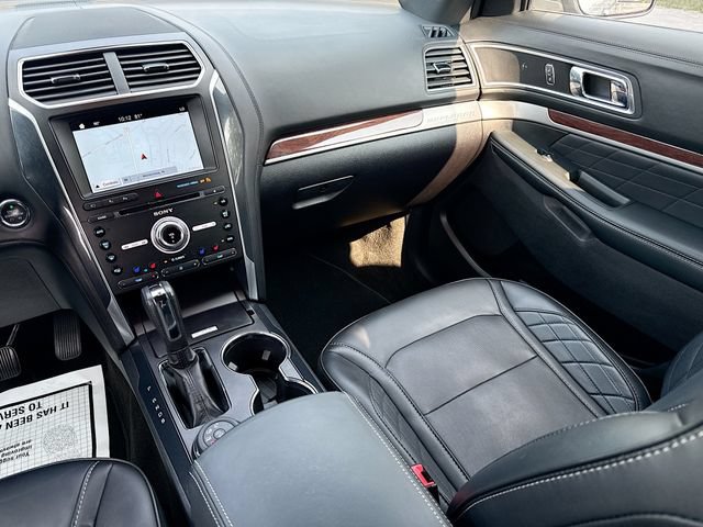 Certified 2017 Ford Explorer Platinum AWD/4WD image 30