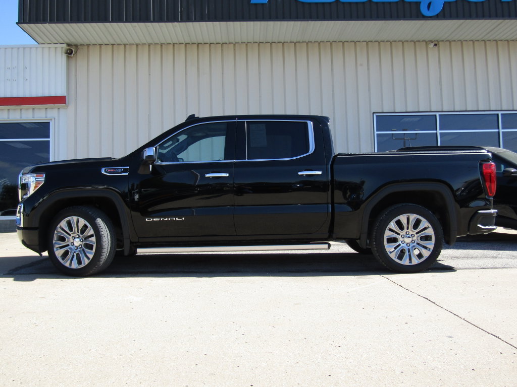 Used 2022 GMC Sierra 1500 Denali w/ Denali Reserve Package AWD/4WD image 11