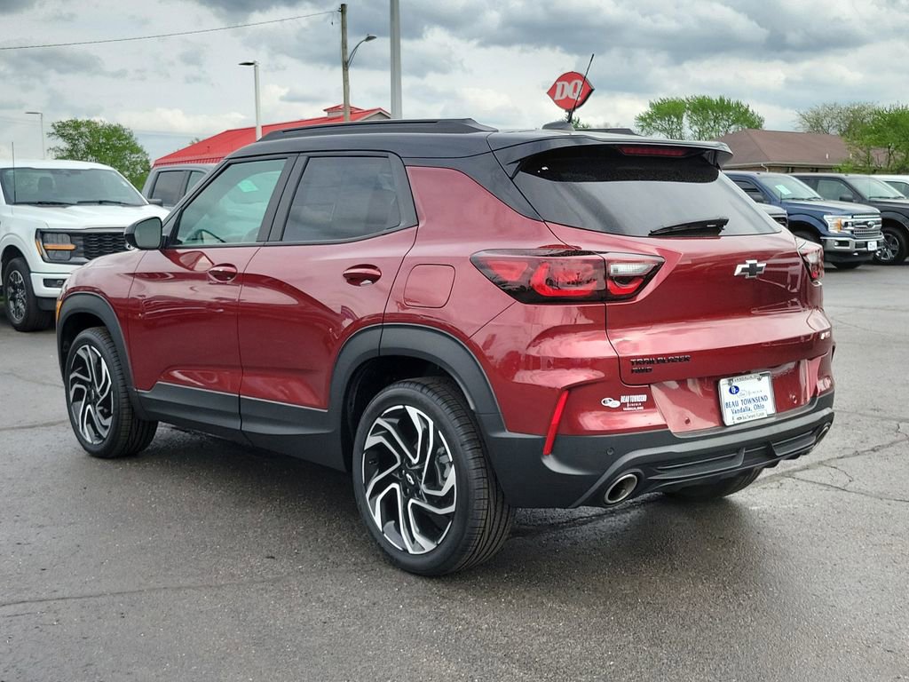 Used 2024 Chevrolet TrailBlazer RS w/ Convenience Package image 3