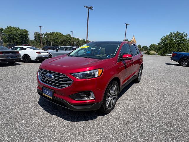 Certified 2022 Ford Edge Titanium AWD/4WD image 7