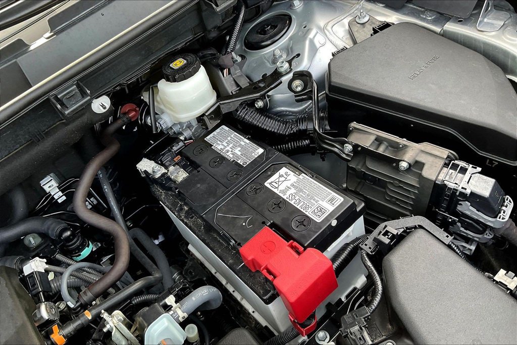 Used 2025 Toyota RAV4 XLE FWD image 32