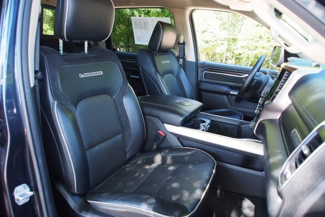 Used 2021 RAM 1500 Laramie AWD/4WD image 12