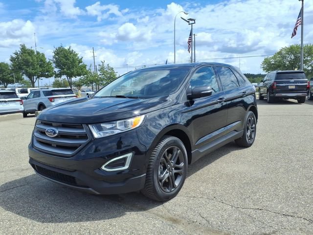 Certified 2018 Ford Edge SEL w/ Equipment Group 201A AWD/4WD image 3