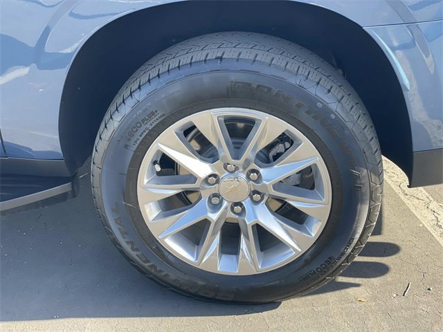 Used 2025 Chevrolet Suburban Premier image 38