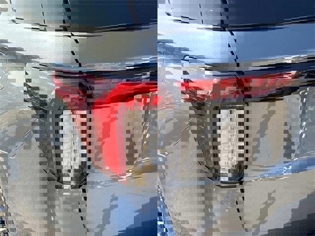 Certified 2025 Ford Explorer ST image 11