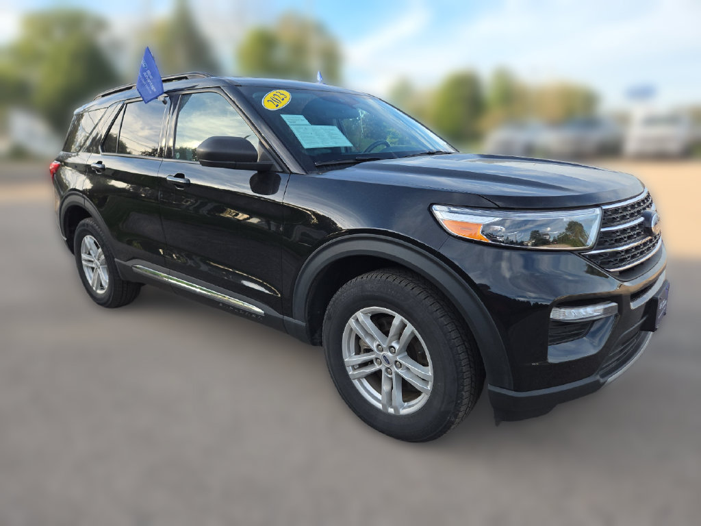 Certified 2023 Ford Explorer XLT w/ Equipment Group 202A AWD/4WD image 17