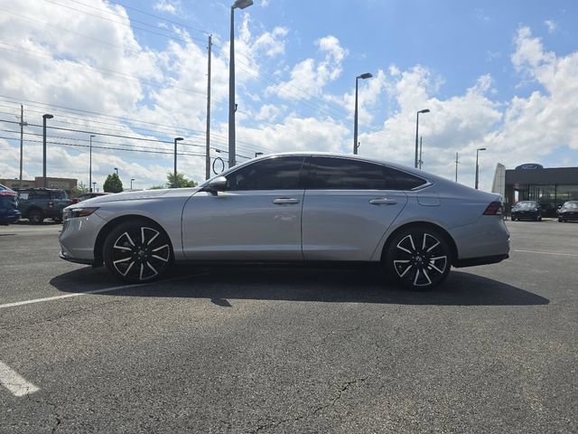 Used 2023 Honda Accord Touring image 14