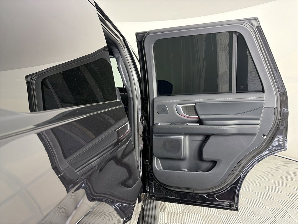 Certified 2025 Ford Expedition Platinum w/ Stealth Performance Package image 29