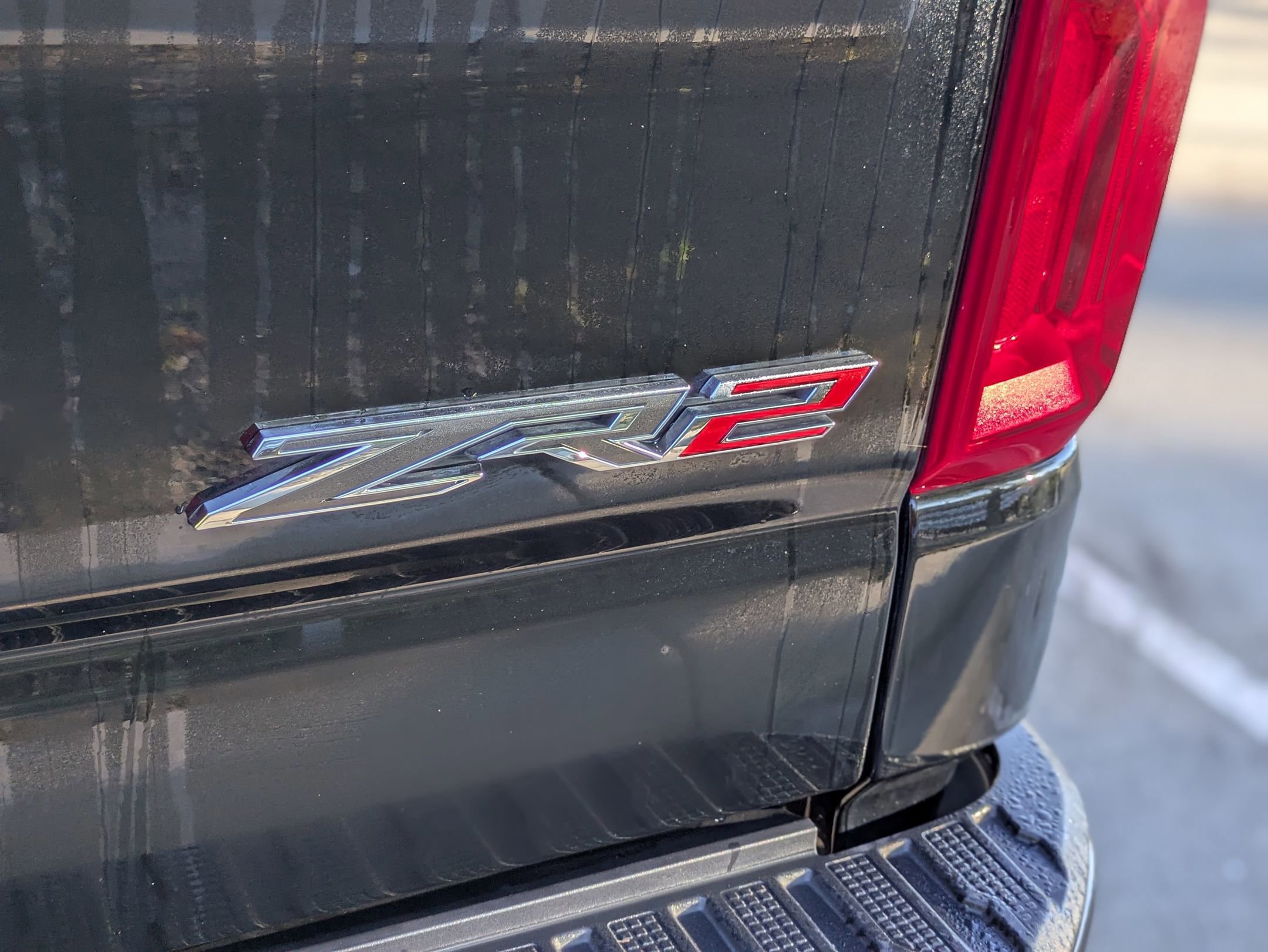 Used 2024 Chevrolet Silverado 1500 ZR2 w/ Technology Package image 36