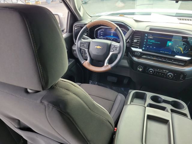 Used 2024 Chevrolet Silverado 1500 LT image 13
