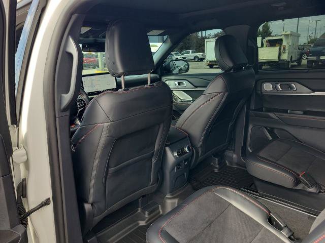 Certified 2025 Ford Explorer ST AWD/4WD image 11