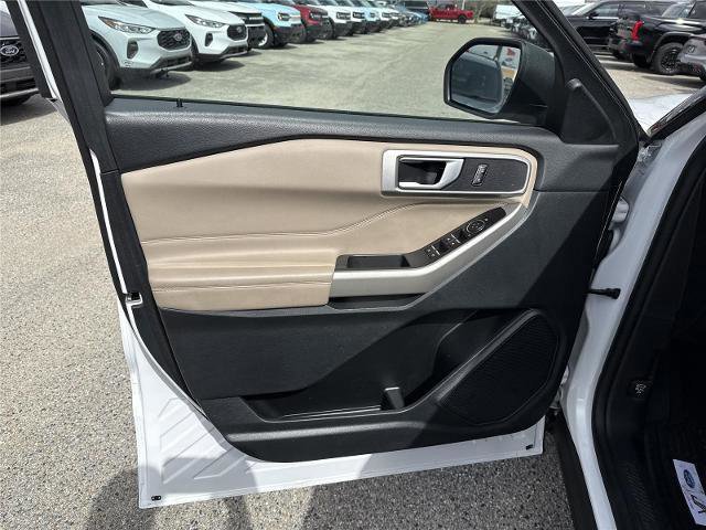 Certified 2024 Ford Explorer XLT w/ Equipment Group 202A image 25