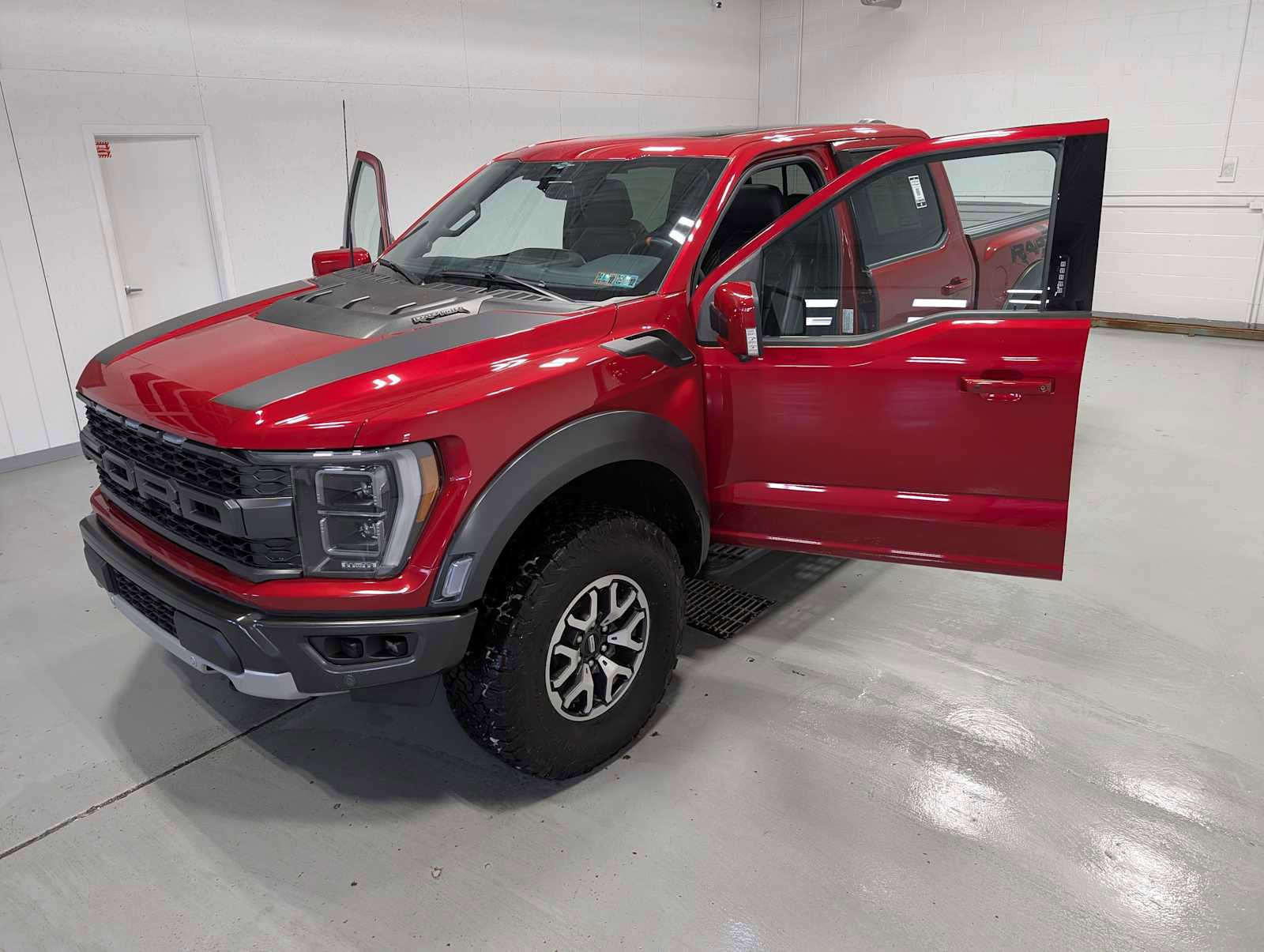 Certified 2023 Ford F150 Raptor image 16