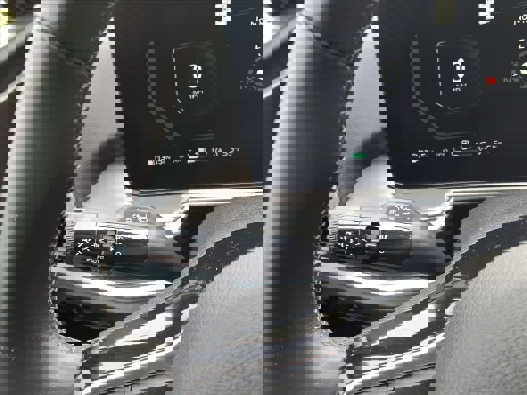 Used 2024 Kia Sorento SX image 27