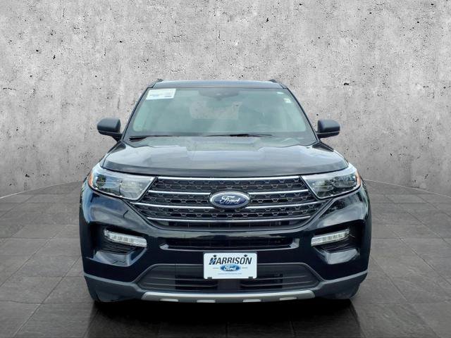 Certified 2022 Ford Explorer XLT w/ Equipment Group 202A AWD/4WD image 2